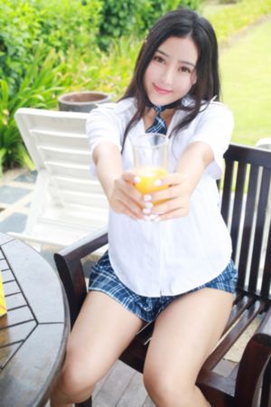 娇妻在卧室里被领导爽在线观看