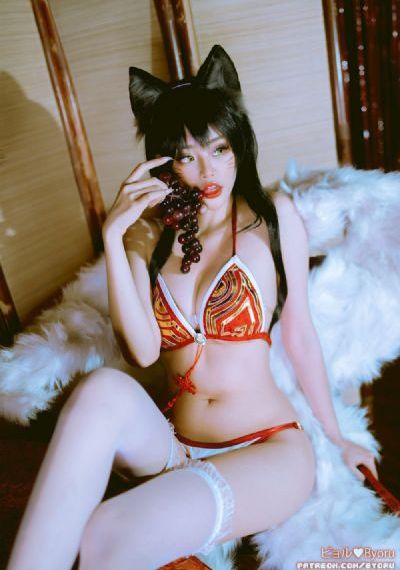 放荡的寡妇hp